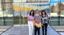 La primera egresada del Nivel Superior de Mendoza en Turismo y Hotelería, con síndrome Down, se reunió con autoridades del Ente Mendoza Turismo